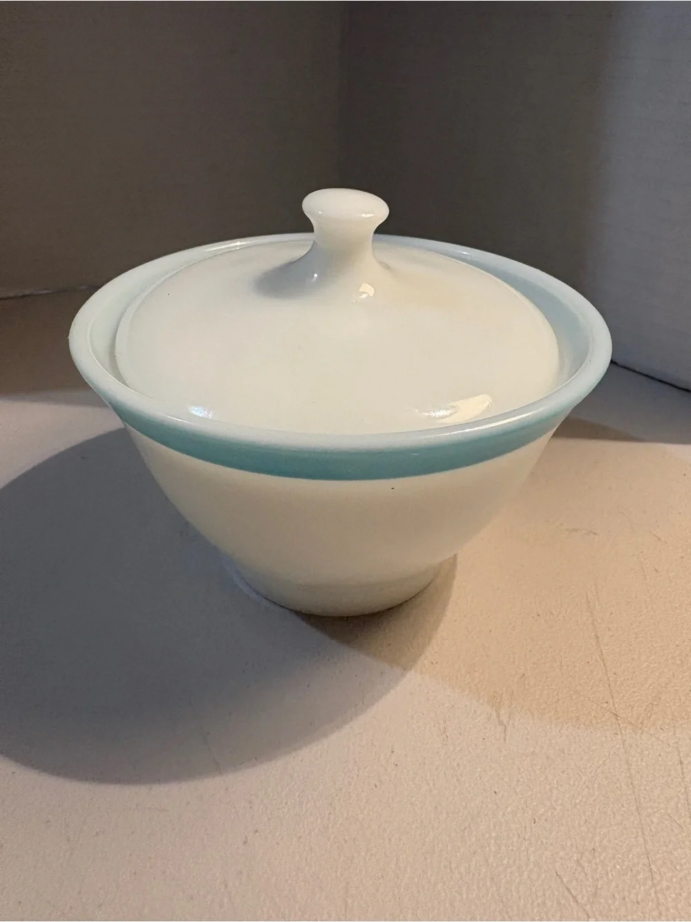 Pyrex elegant white